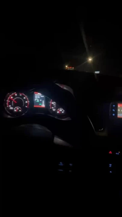 2013 Dodge Charger 7th Gen - Image 9 of 9