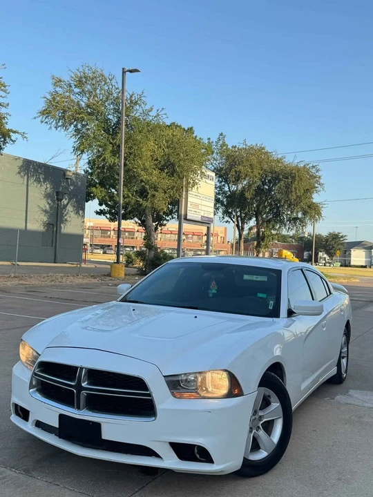 2013 Dodge Charger 7th Gen - Image 3 of 6