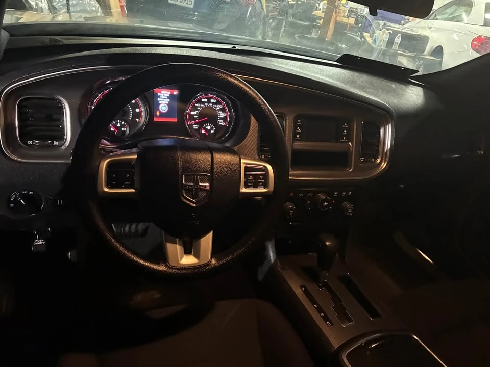 2013 Dodge Charger 7th Gen - Image 10 of 13