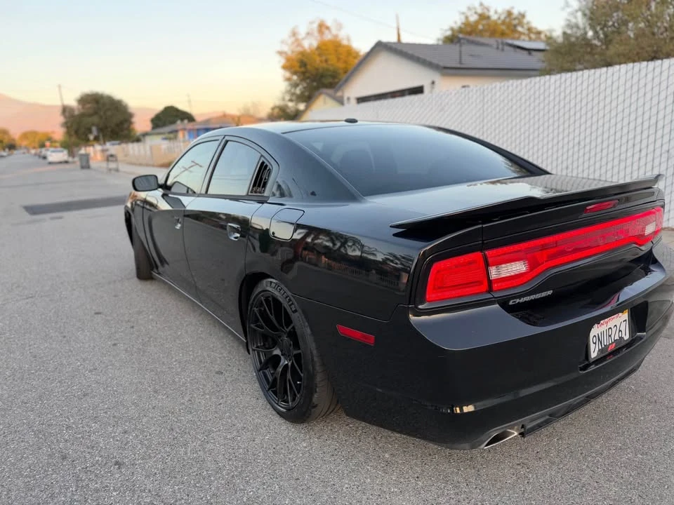 2013 Dodge Charger 7th Gen - Image 14 of 16