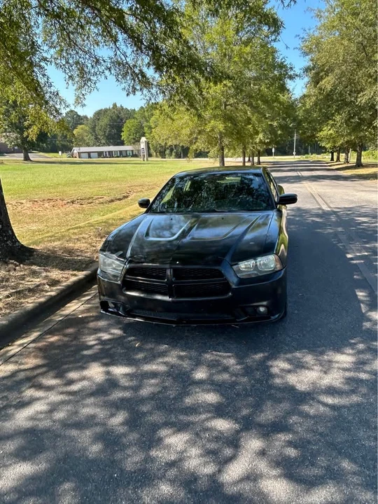 2013 Dodge Charger 7th Gen - Image 6 of 9