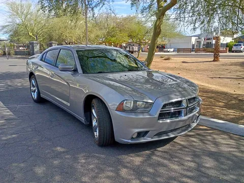 2013 Dodge Charger SXT Sedan 4D
