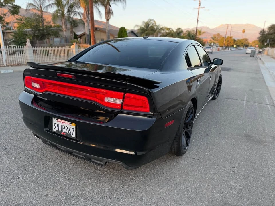 2013 Dodge Charger 7th Gen - Image 13 of 16