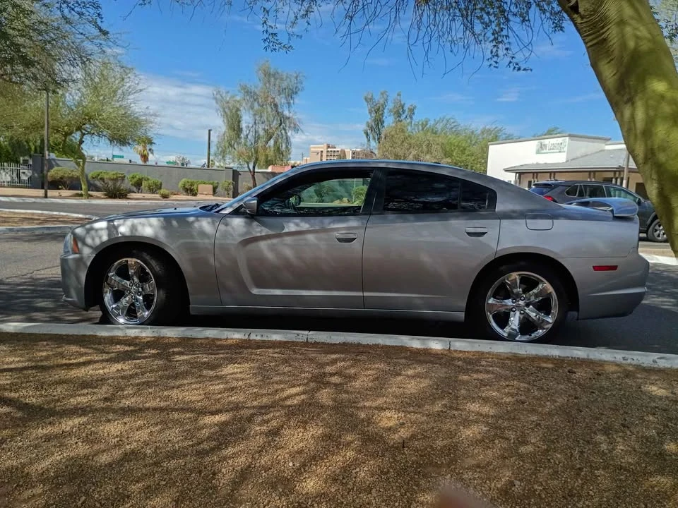 2013 Dodge Charger 7th Gen - Image 3 of 10
