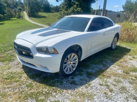 2013 Dodge Charger SXT Sedan 4D