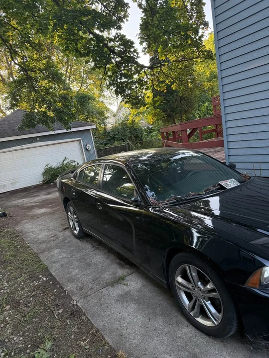2013 Dodge Charger 7th Gen - Image 2 of 5