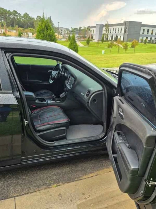 2013 Dodge Charger 7th Gen - Image 3 of 9