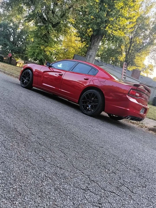 2013 Dodge Charger 7th Gen - Image 3 of 13