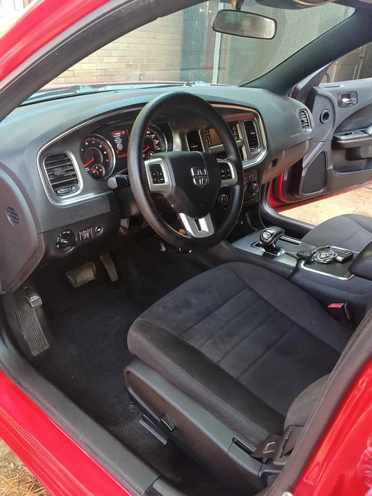2013 Dodge Charger 7th Gen - Image 9 of 13