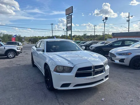 2013 Dodge Charger SXT Sedan 4D