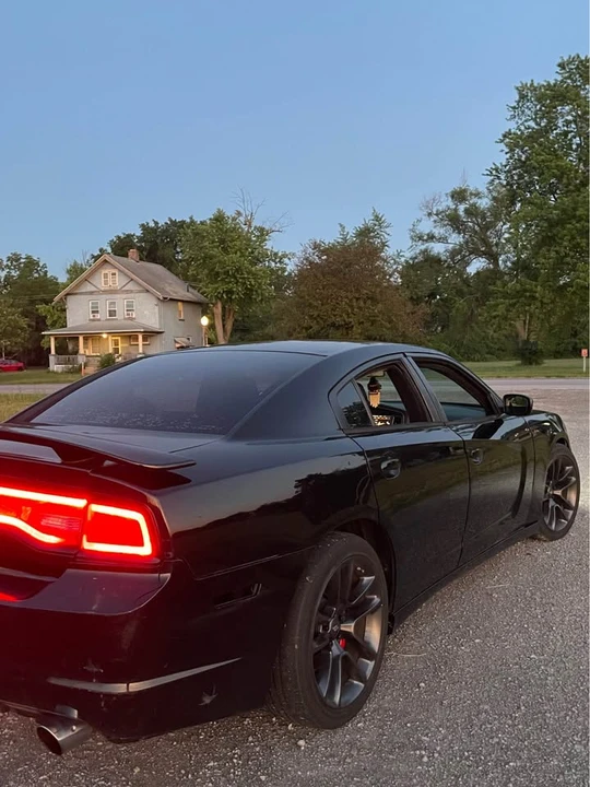 2013 Dodge Charger SRT & 392 7th Gen - Image 4 of 9