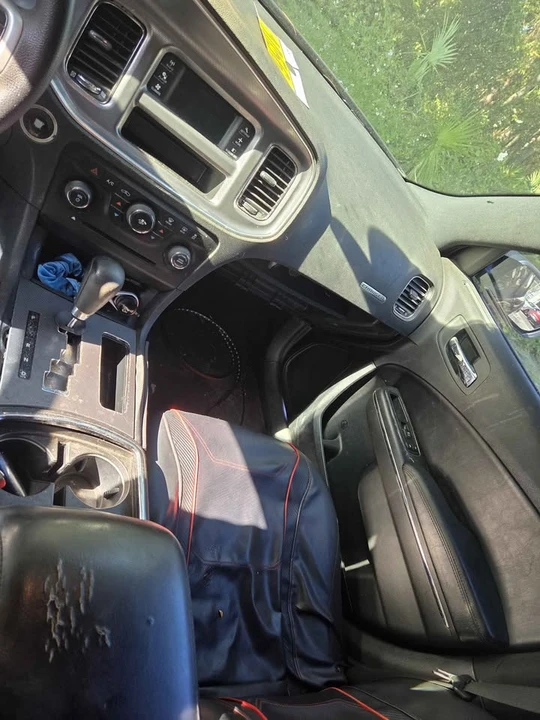 2013 Dodge Charger 7th Gen - Image 11 of 14