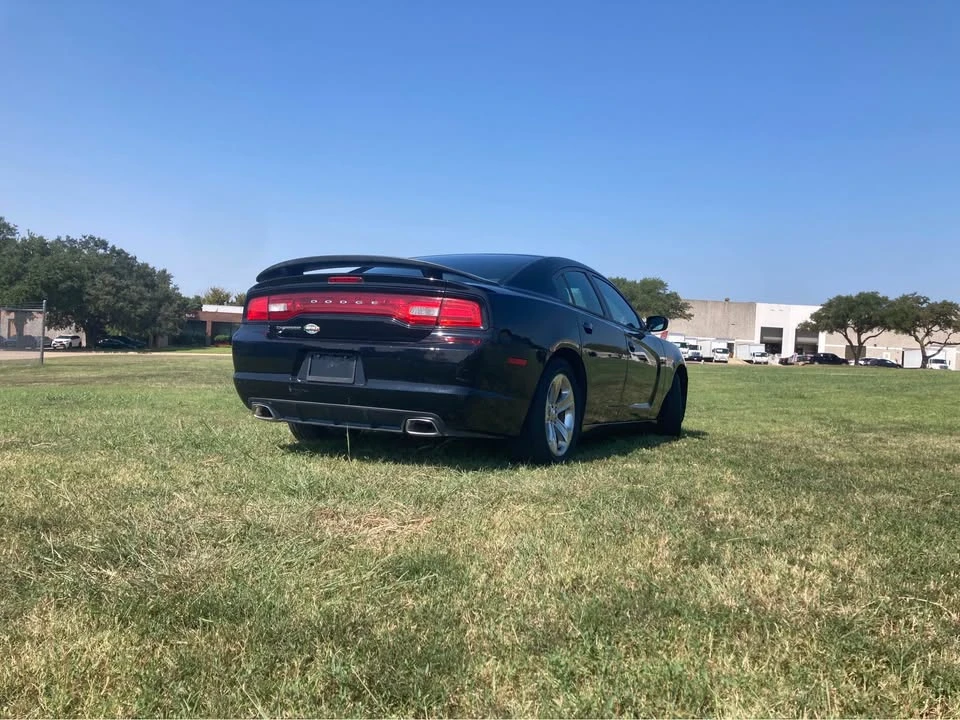 2013 Dodge Charger 7th Gen - Image 2 of 14
