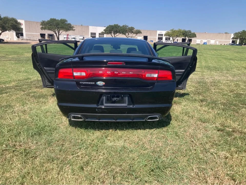 2013 Dodge Charger 7th Gen - Image 13 of 14