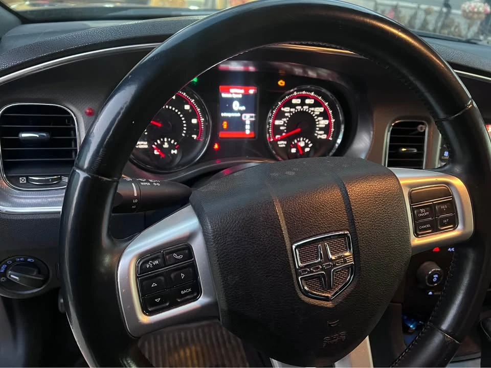 2013 Dodge Charger 7th Gen - Image 2 of 10