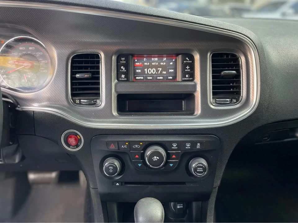2013 Dodge Charger 7th Gen - Image 9 of 13