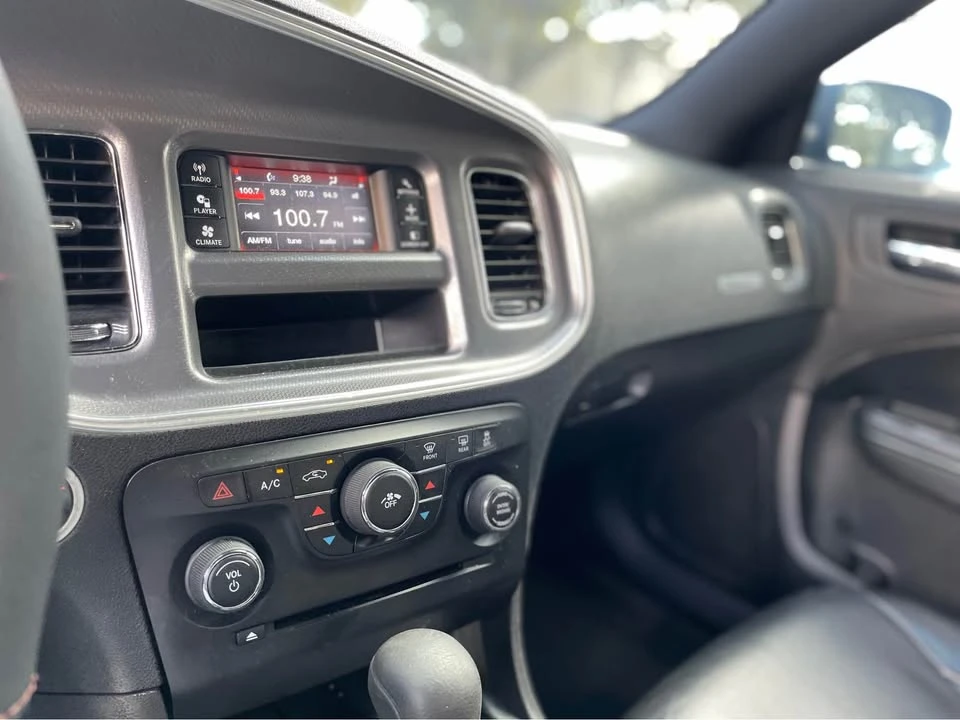 2013 Dodge Charger 7th Gen - Image 11 of 13