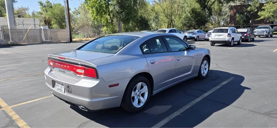 2013 Dodge Charger 7th Gen - Image 8 of 19