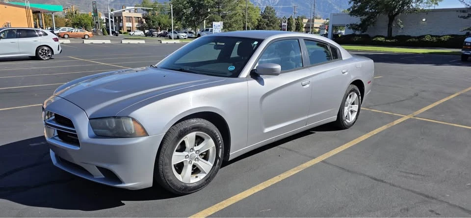 2013 Dodge Charger 7th Gen - Image 13 of 19