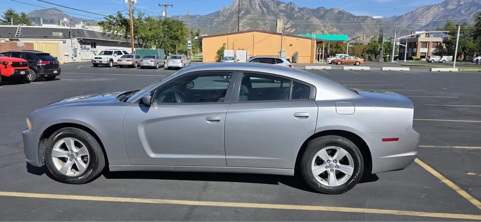2013 Dodge Charger 7th Gen - Image 10 of 19