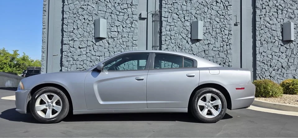 2013 Dodge Charger 7th Gen - Image 5 of 19