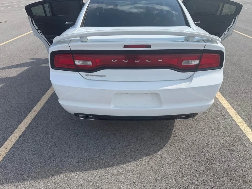 2013 Dodge Charger 7th Gen - Image 2 of 18