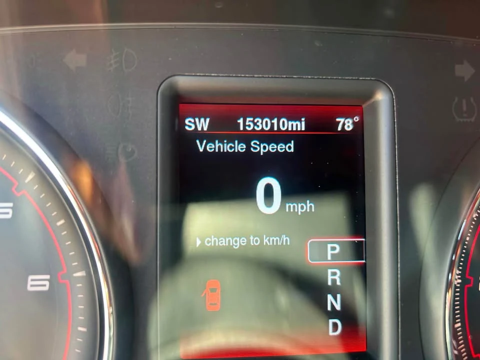 2013 Dodge Charger 7th Gen - Image 9 of 11