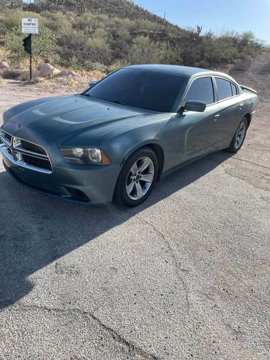 2013 Dodge Charger 7th Gen - Image 2 of 8