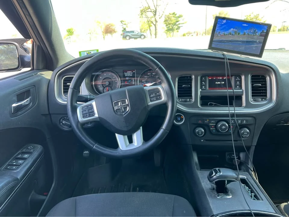 2013 Dodge Charger 7th Gen - Image 2 of 8