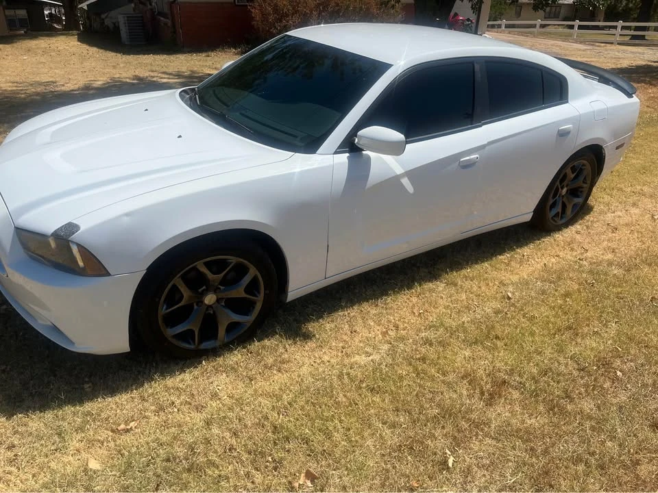 2013 Dodge Charger 7th Gen - Image 3 of 9