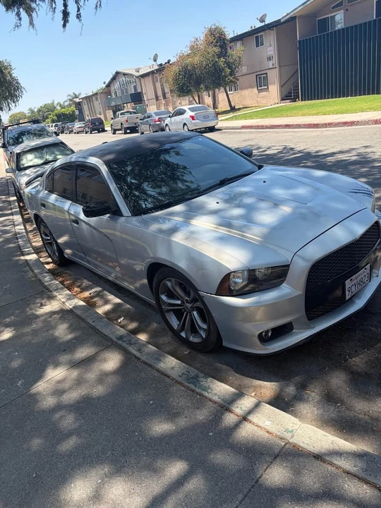 2013 Dodge Charger 7th Gen - Image 4 of 6