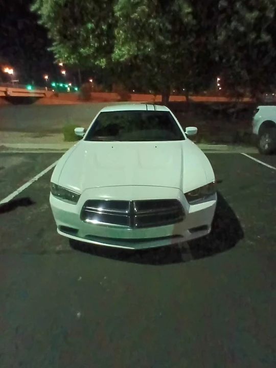 2013 Dodge Charger 7th Gen - Image 2 of 4