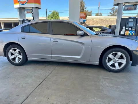 2013 Dodge Charger Sedan 4D