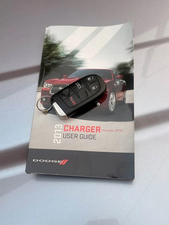 2013 Dodge Charger 7th Gen - Image 11 of 12