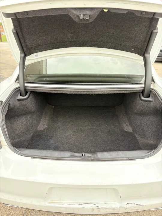 2013 Dodge Charger 7th Gen - Image 9 of 10