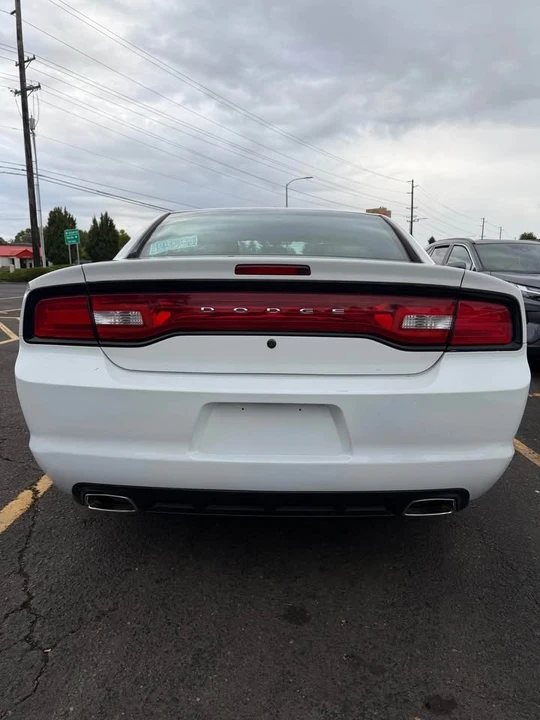 2013 Dodge Charger 7th Gen - Image 5 of 15