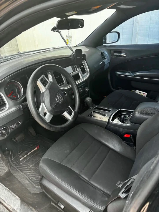 2013 Dodge Charger 7th Gen - Image 4 of 8