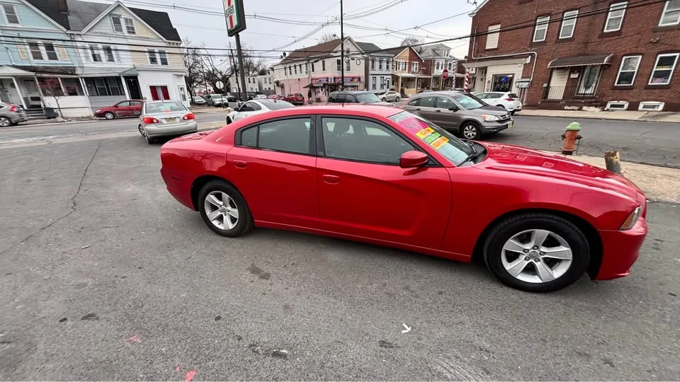 2013 Dodge Charger 7th Gen - Image 9 of 18