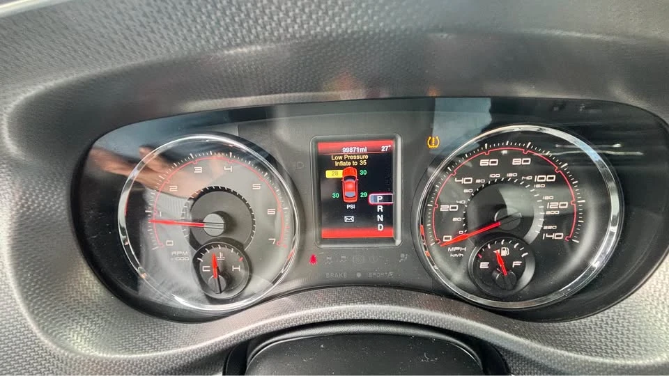 2013 Dodge Charger 7th Gen - Image 18 of 18