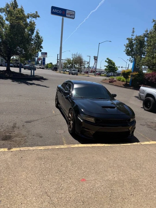 2013 Dodge Charger 7th Gen - Image 10 of 12