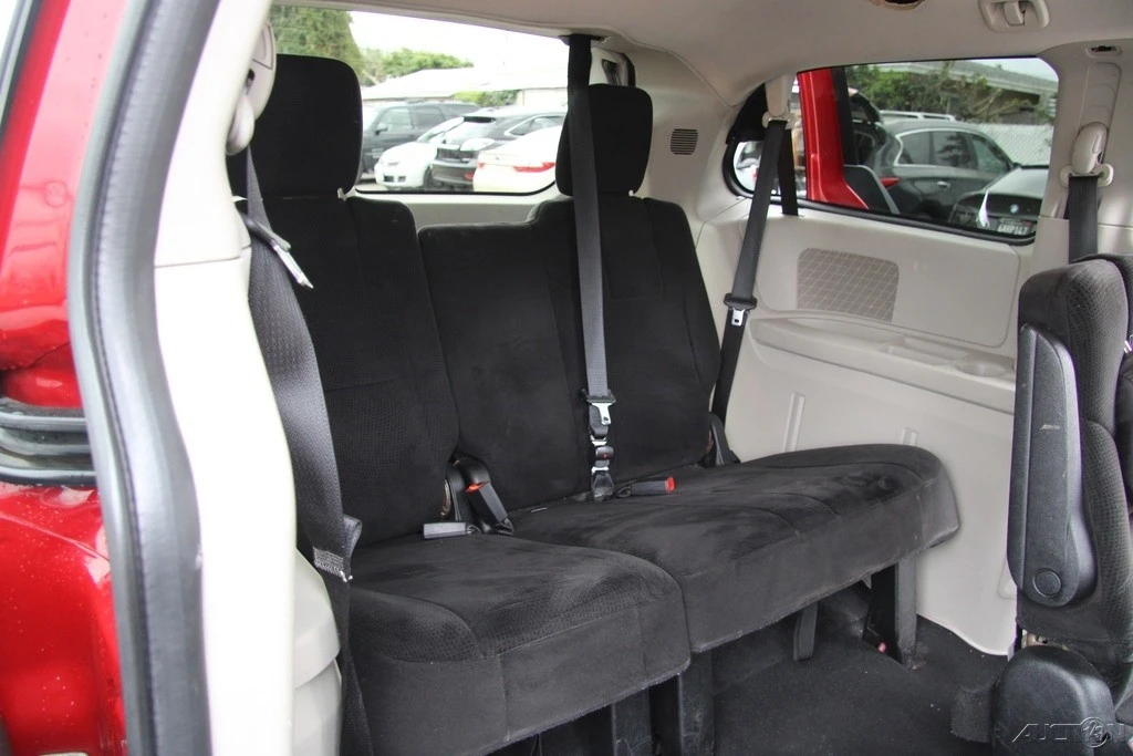 2013 Dodge Caravan - Image 21 of 21