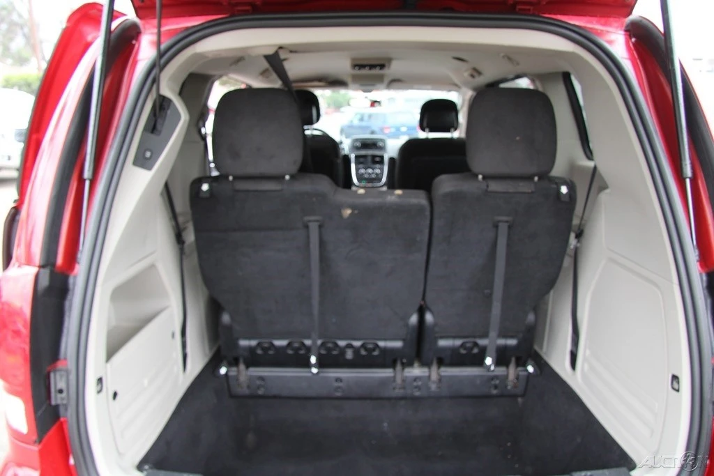 2013 Dodge Caravan - Image 20 of 21