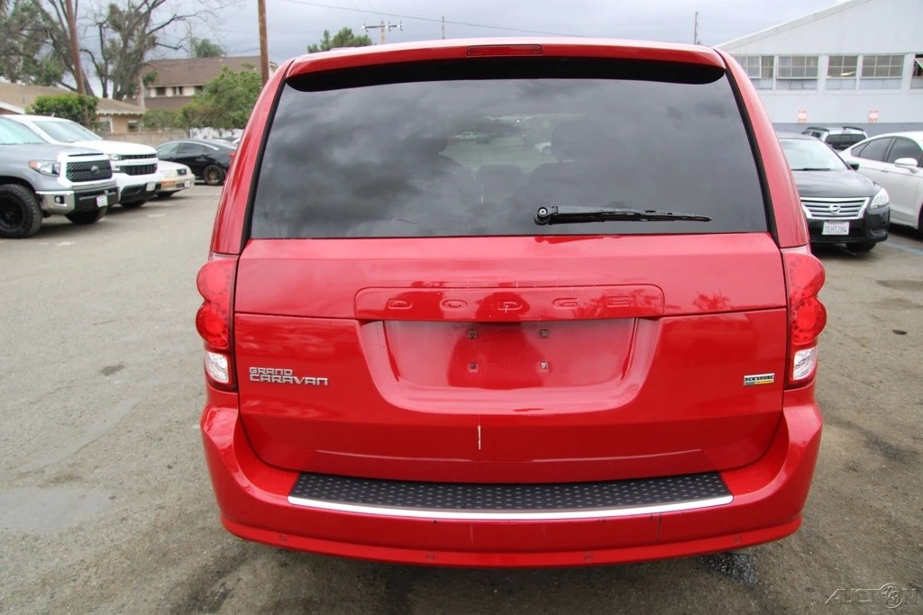 2013 Dodge Caravan - Image 5 of 21