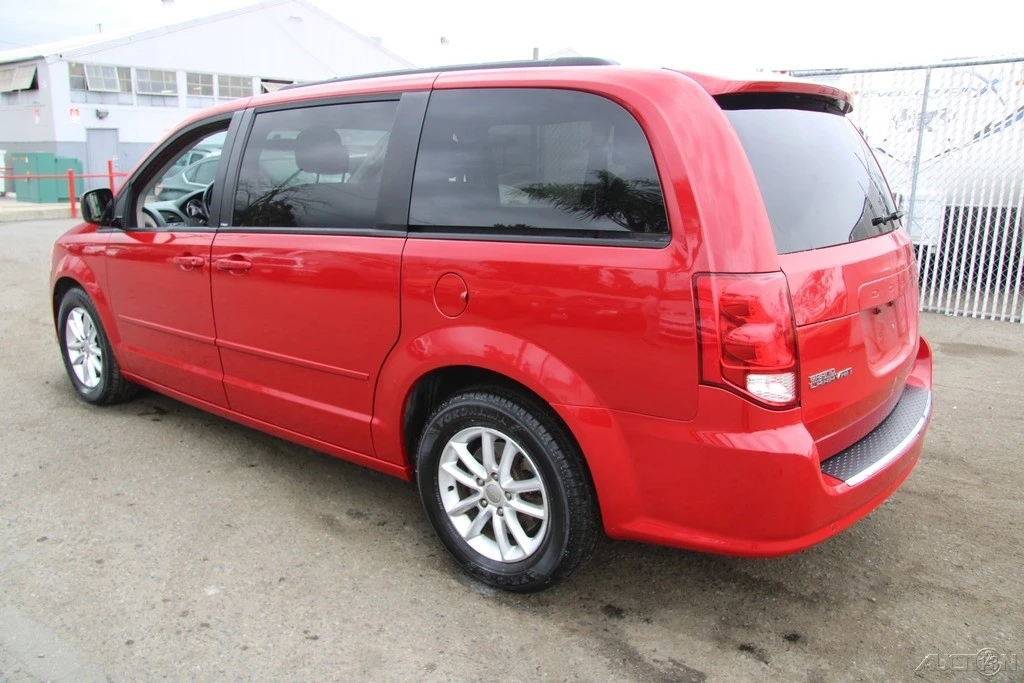 2013 Dodge Caravan - Image 4 of 21