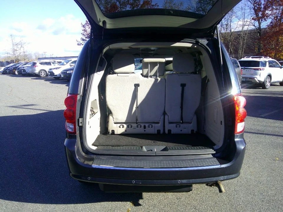 2013 Dodge Caravan - Image 17 of 21