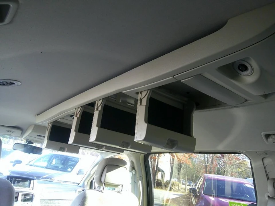 2013 Dodge Caravan - Image 10 of 21