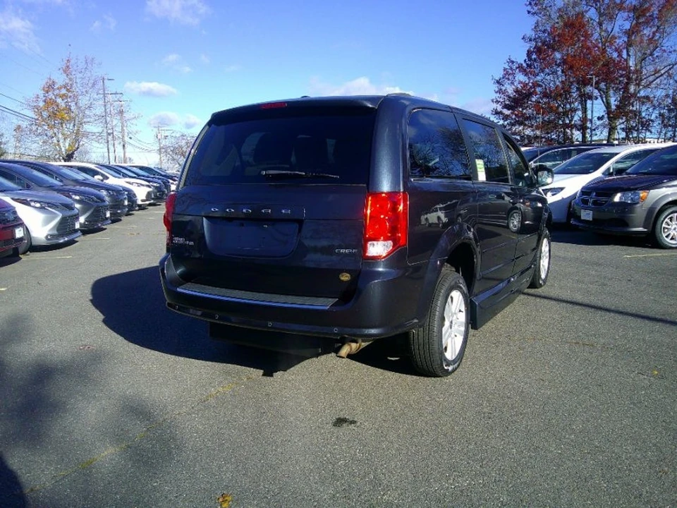 2013 Dodge Caravan - Image 19 of 21