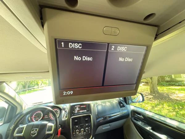 2013 Dodge Caravan - Image 9 of 24