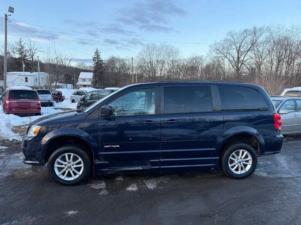 2013 Dodge Caravan - Image 3 of 20