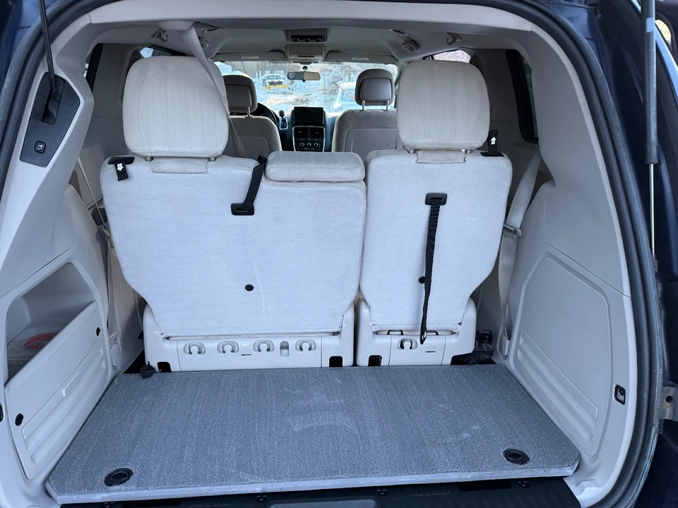 2013 Dodge Caravan - Image 19 of 20